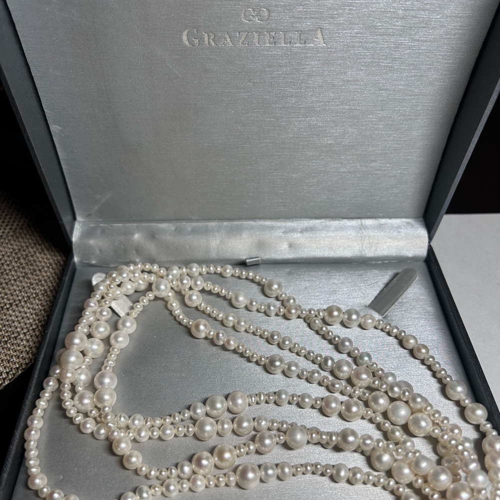 Graziella Elegant White Pearl Necklace